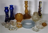 Quantity of assorted vintage glassware