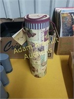 Decorative cardboard wine bottle box& corks