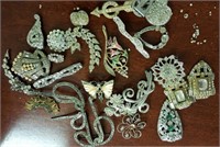 Rhinestone brooches, clips & earrings