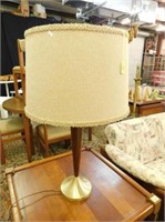 MID-CENTURY WALNUT TABLE LAMP