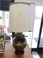 MID-CENTURY DRIP GLAZE TABLE LAMP