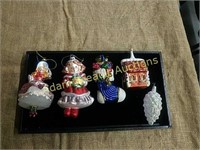 5 decorative glass ornaments