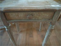 Walnut table w/ drawer