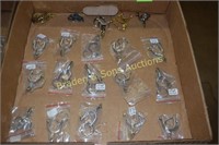 GROUP OF 20 WESTERN KEY CHAINS
