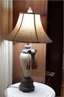 Large Table Lamp w/sandstone look & elephant pull