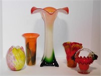 Lot #131 Art glass lot to include: beautiful