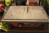 Rigid 7 In. Portable Wet Tile Saw