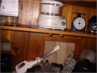 Assorted Small Kitchen Appliances