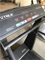 True 600 S.O.F.T System Treadmill