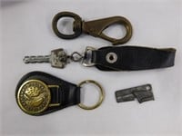 Vintage keychain - small hook