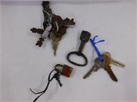 Misc. old keys - tiny lock