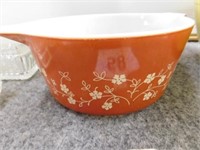 Largest Pyrex brown "Trailing Flowers" Cinderella