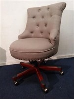 Executive Tufted Office Chair