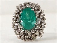 18kt Gold & 8.00 ct natural emerald & diamond ring