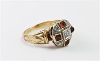 Vintage 18K Gold Ring w/Diamonds & Garnets