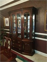 Thomasville China Cabinet with 4 glass doors