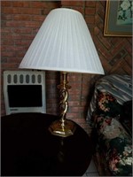 Twisted  spindle brass lamp