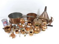 Lot d'objets décoratifs et de cuisine en cuivre