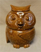 McCoy Pottery Brown Owl Cookie Jar.