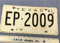 1961 Texas license plate    (a 7)