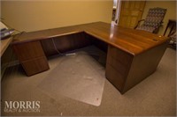 Desk with return 72"X86"