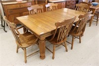 Antique Oak Table & 6 Chairs