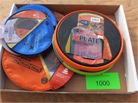 (3) X PLATES, (4) X PLATE STORAGE CONTAINERS