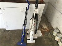 (3) pcs, Hoover Vac, 2x Bissell sweepers