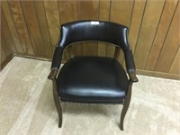 Vintage leather gentleman's arm chair