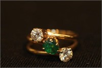 14kt double banded Emerald & Diamond Ring
