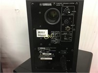 2pc Yamaha Powered Speaker System HS5