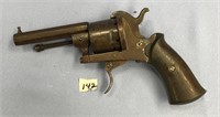 Antique pistol 7" long overall       (a 7)