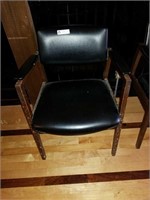 2 BLACK LEATHER OFFICE CHAIRS