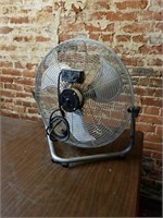 WORKING MODEL METAL FAN