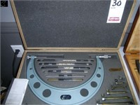 Mitutoyo 6"-12" Micrometer set