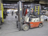Nissan 8,000 Lb Cap LPG Forklift