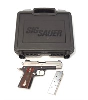 SIG Sauer Model 1911 Compact C3 .45 ACP,