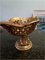 Golden decorative bowl