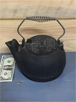 John Deere Moline Ill Cast Iron Tea Pot handle Lid