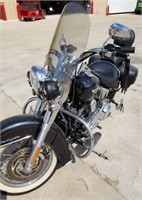 2005 Harley Davidson FLSTN Softtail Deluxe