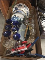 BOX W/ MISC. GLASSWARE