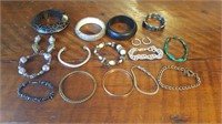 Bracelet Lot