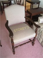 Beautiful Antique Style Side Chair