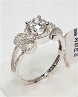 14kt White Gold Diamond & 96 Side Diamonds Ring