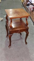 VINTAGE 2 TIER  END TABLE