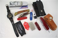 VICTORIANOX Multi-function Pocket Knife w/Case..