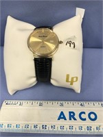 Lucin Piccard, quartz watch,14K gold, son 24787, s