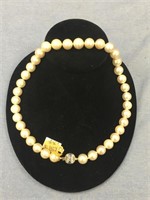Beautiful South Sea pearl cultured necklace 14kt g