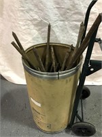 Barrell with huge amount metal rods
