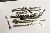 CRAFTSMAN TOOLS AND OTHER HAND TOOLS